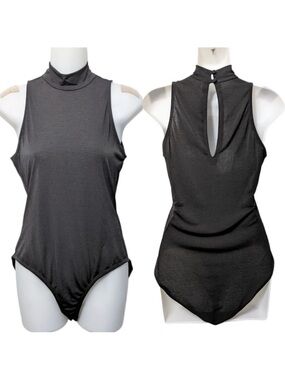 NWOT VERONICA M Mock Neck Keyhole Back Sleeveless Bodysuit M